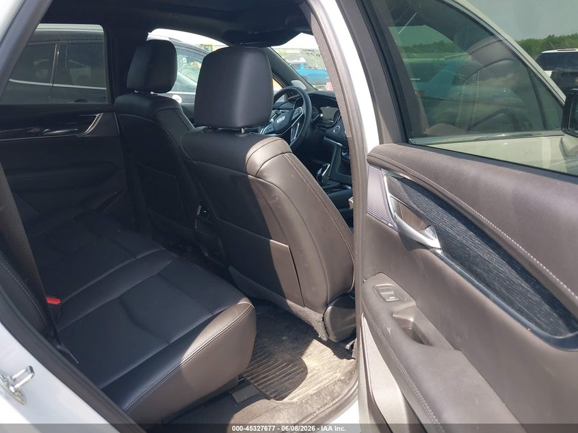 2025 Cadillac Xt5 VIN 1GYKNDRS1SZ131260 IAAI salvage auction — HAIL, Salvage Title, sold $16,750 on 2026-07-21 (photo 8)