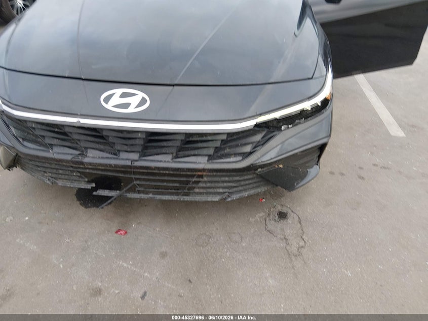 2025 Hyundai Elantra VIN KMHLL4DGXSU930644 IAAI salvage auction — FRONT END, Salvage Title, sold $5,300 on 2026-07-29 (photo 6)