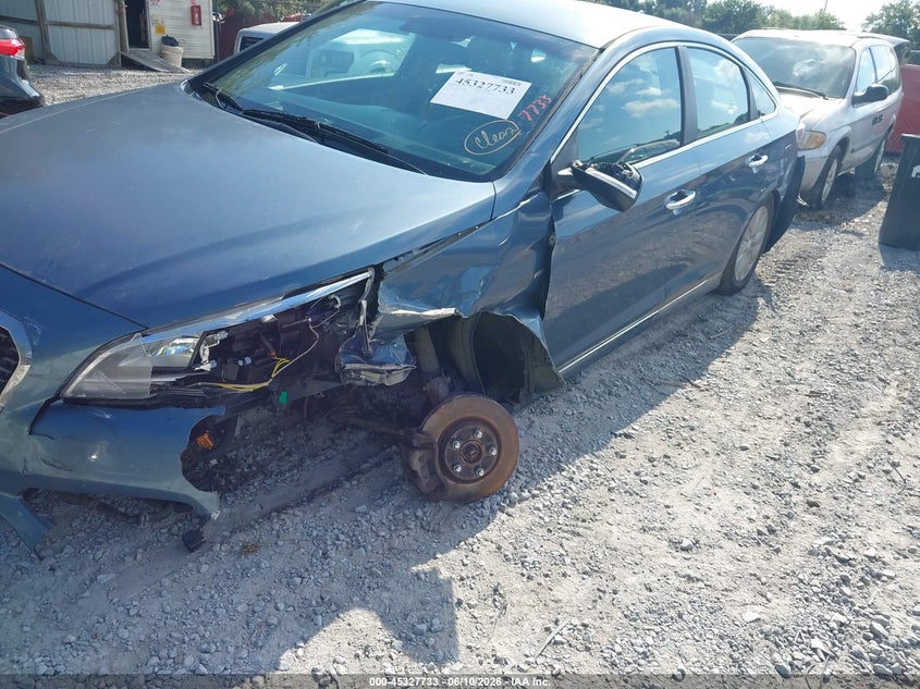 2016 Hyundai Sonata VIN KMHE24L14GA015578 IAAI salvage auction — NORMAL WEAR, Clear (Florida), sold $1,175 on 2026-07-16 (photo 6)