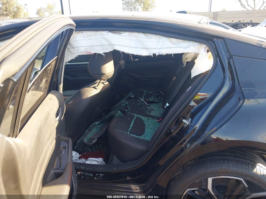 2023 Nissan Altima VIN 1N4BL4CV3PN412446 IAAI salvage auction — FRONT & REAR, Salvage Title, sold $700 on 2026-07-10 (photo 8)