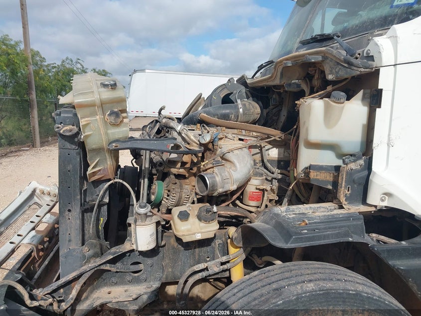 2009 Freightliner Conventional VIN 1FUJA6CV69DAA7169 IAAI salvage auction — FRONT END, Salvage (Texas), sold $1,900 on 2026-07-23 (photo 9)
