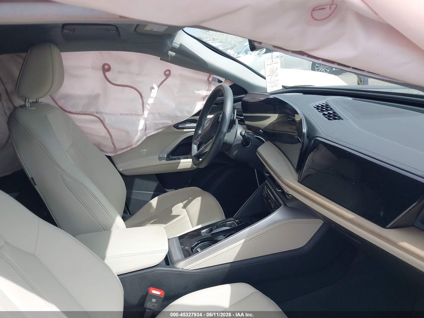 2025 Audi Q5 VIN WA11AAGU1S2021523 IAAI salvage auction — SIDE, Salvage Title, sold $20,000 on 2026-07-15 (photo 5)