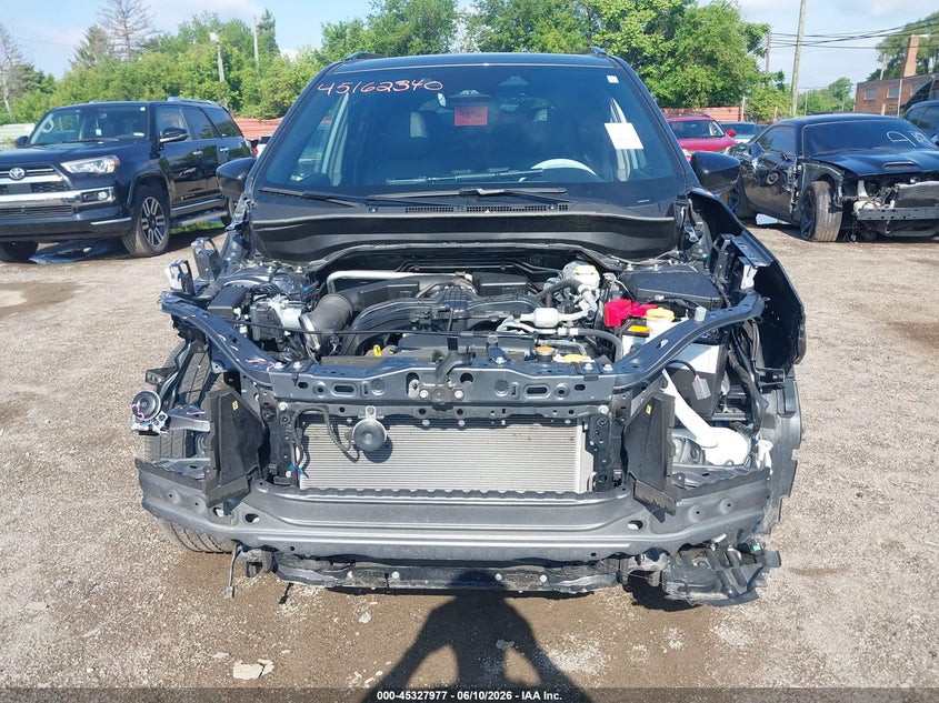 2025 Subaru Forester VIN JF2SLDHC6SH523907 IAAI salvage auction — FRONT END, Clear (Michigan), sold $9,700 on 2026-07-30 (photo 6)