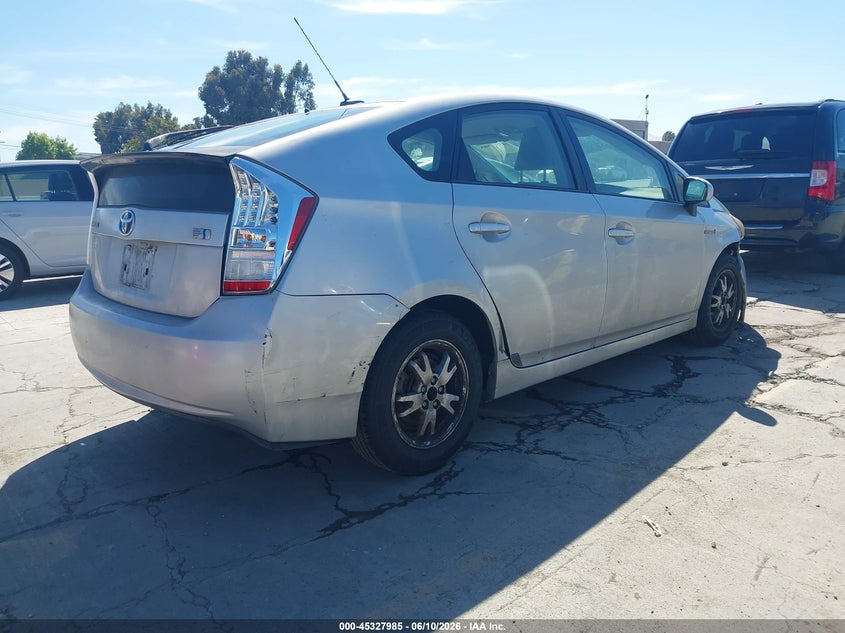 2011 Toyota Prius VIN JTDKN3DU6B0261466 IAAI salvage auction — NORMAL WEAR, Clear - Dealer Only (California), sold $575 on 2026-07-29 (photo 4)