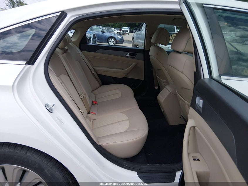 2016 Hyundai Sonata VIN KMHE24L12GA024361 IAAI salvage auction — RIGHT FRONT, Salvage Title, sold $500 on 2026-07-08 (photo 8)