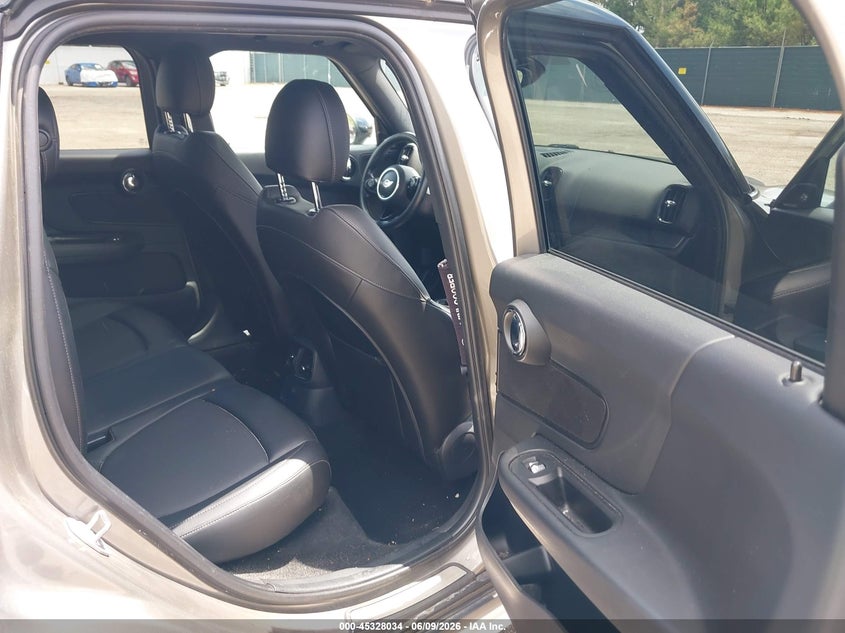 2017 Mini Countryman VIN WMZYV5C33H3E01076 IAAI salvage auction — FRONT END, Clear (Indiana), sold $1,950 on 2026-07-18 (photo 8)