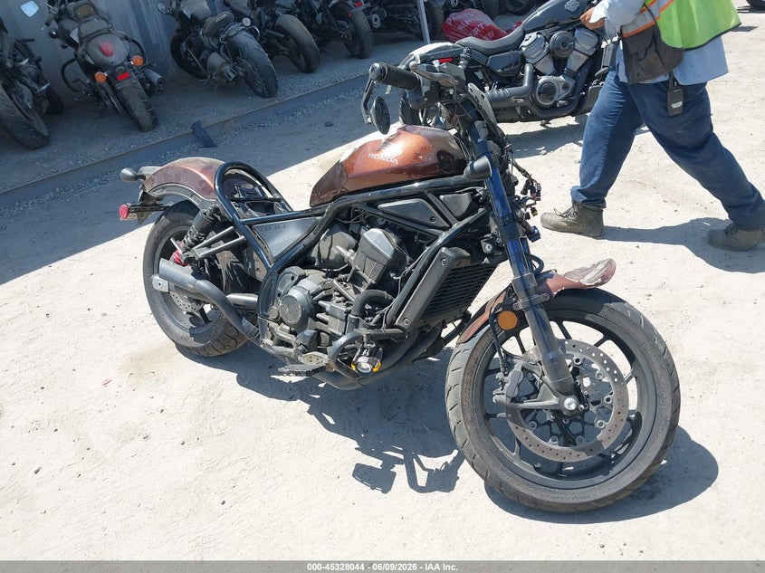 2022 Honda Cm VIN JH2SC8311NK100002 IAAI salvage auction — FRONT END, Salvage (California), sold $1,800 on 2026-07-15 (photo 1)