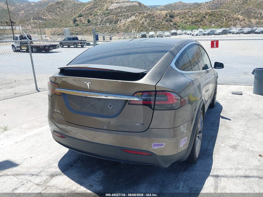 2016 Tesla Model x VIN 5YJXCBE29GF006712 IAAI salvage auction — FRONT END, Salvage Title, sold $4,450 on 2026-07-15 (photo 4)