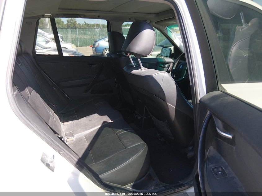 2007 BMW X3 VIN WBXPC93447WF06355 IAAI salvage auction — HAIL, Salvage (Kansas), sold $225 on 2026-07-17 (photo 8)