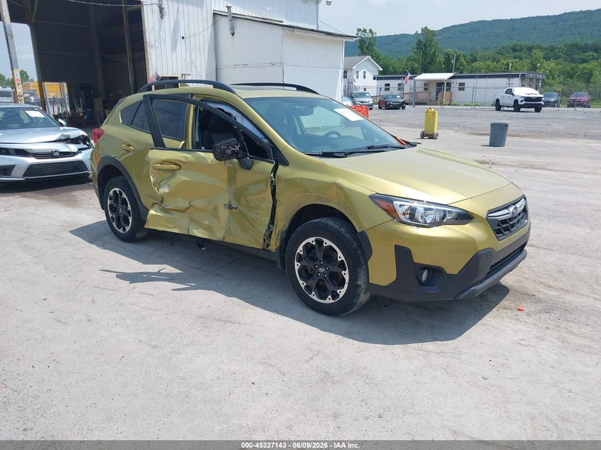 2023 Subaru Xv VIN JF2GTAEC6PH208590 IAAI salvage auction — SIDE, Salvage Title, sold $3,500 on 2026-07-31 (photo 1)