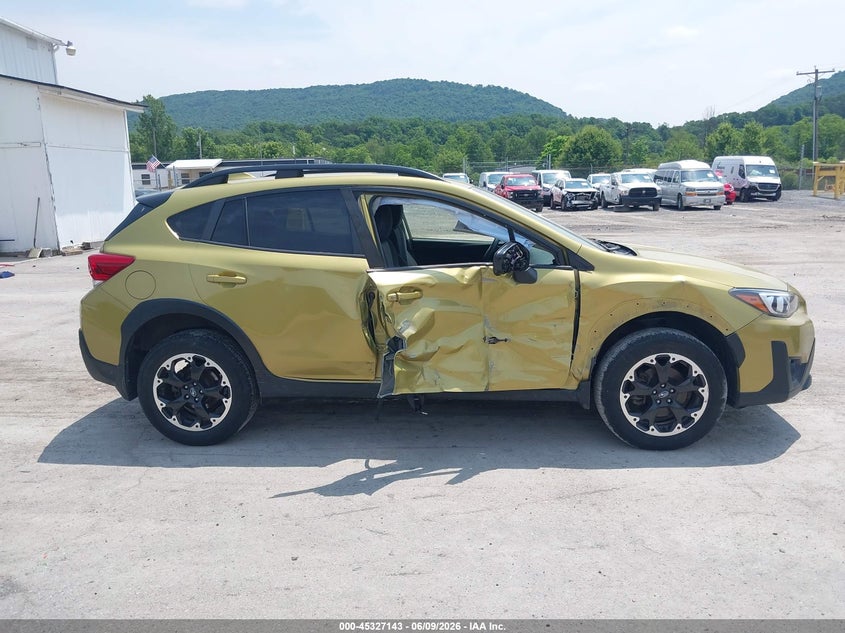 2023 Subaru Xv VIN JF2GTAEC6PH208590 IAAI salvage auction — SIDE, Salvage Title, sold $3,500 on 2026-07-31 (photo 6)