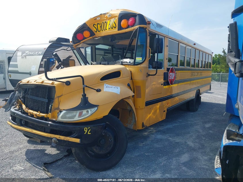 2017 Ic VIN 4DRBUC8N3HB656302 IAAI salvage auction — FRONT & REAR, Salvage Title, sold $300 on 2026-09-22 (photo 2)