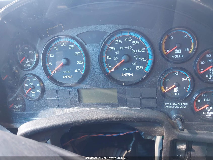 2017 Ic VIN 4DRBUC8N3HB656302 IAAI salvage auction — FRONT & REAR, Salvage Title, sold $300 on 2026-09-22 (photo 7)