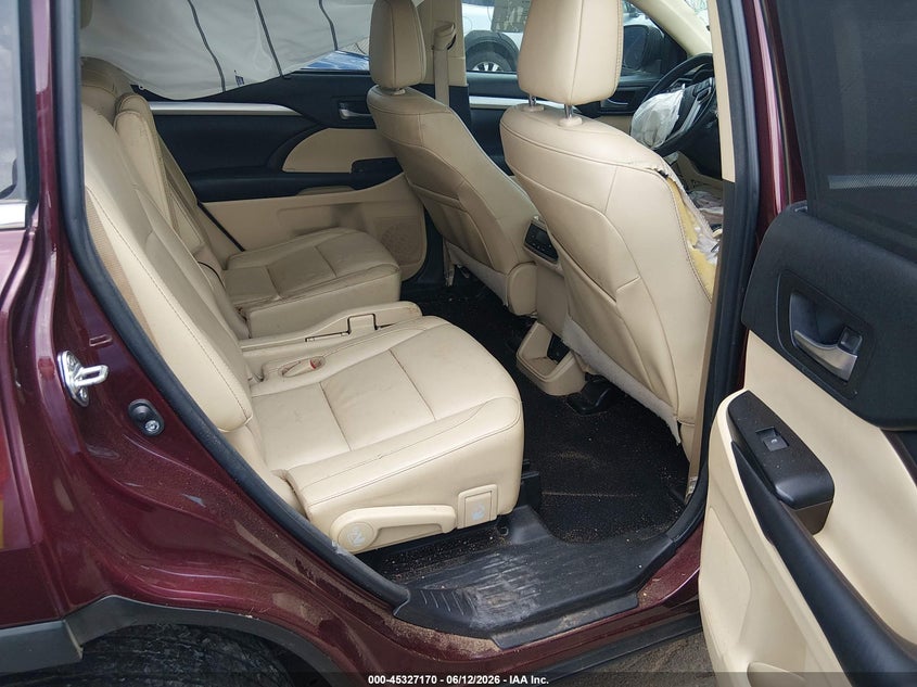 2018 Toyota Highlander VIN 5TDKZRFH0JS263040 IAAI salvage auction — FRONT END, Salvage Title, sold $3,150 on 2026-07-25 (photo 8)