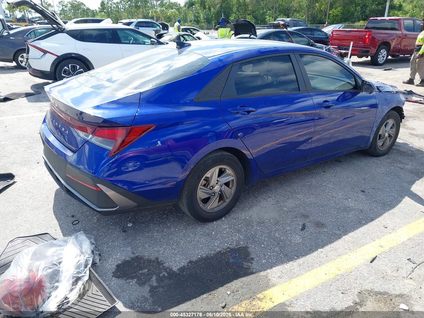 2024 Hyundai Elantra VIN KMHLL4DG7RU656104 IAAI salvage auction — FRONT END, Salvage Title, sold $3,450 on 2026-07-27 (photo 4)