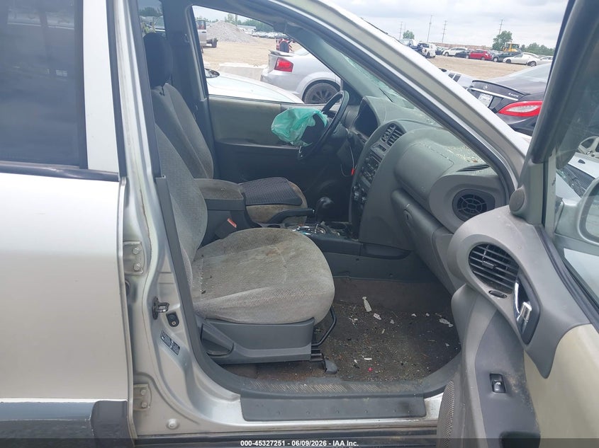 2005 Hyundai Santa fe VIN KM8SC13E65U935953 IAAI salvage auction — FRONT END, Salvage (Ohio), sold $250 on 2026-07-12 (photo 5)