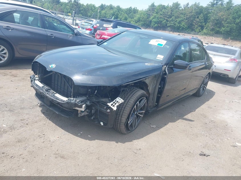 2021 BMW 7er VIN WBA7U2C06MCF11971 IAAI salvage auction — LEFT FRONT, Salvage (Massachusetts), sold $16,600 on 2026-08-07 (photo 2)