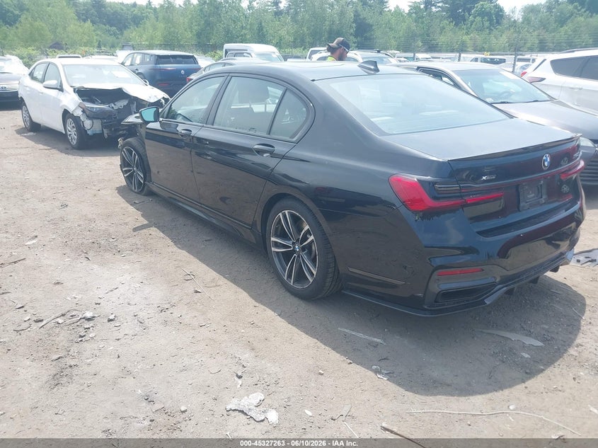 2021 BMW 7er VIN WBA7U2C06MCF11971 IAAI salvage auction — LEFT FRONT, Salvage (Massachusetts), sold $16,600 on 2026-08-07 (photo 3)