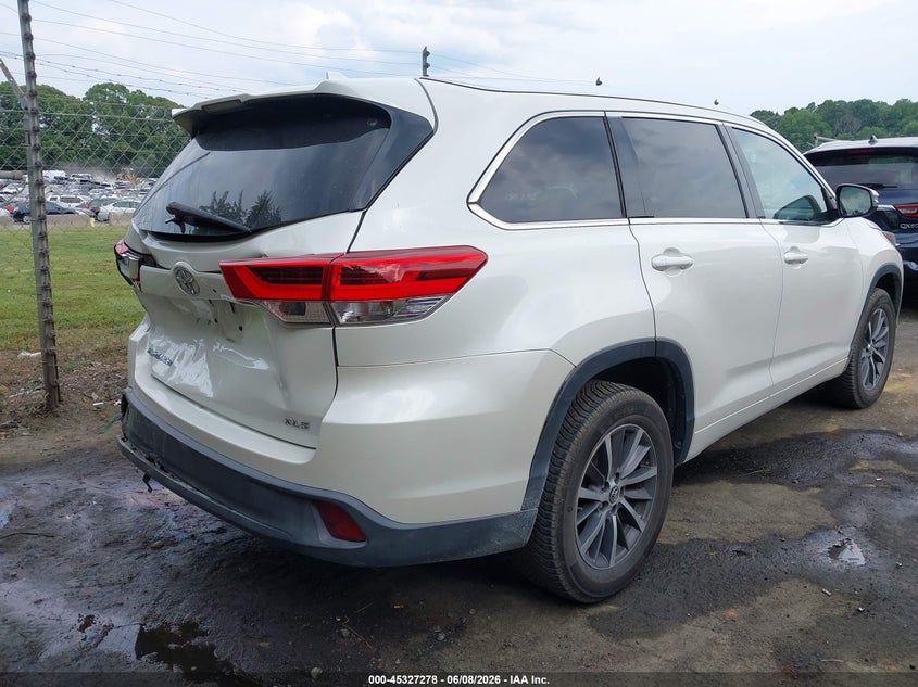 2017 Toyota Highlander VIN 5TDKZRFH0HS513192 IAAI salvage auction — REAR END, Salvage Title, sold $8,500 on 2026-07-09 (photo 4)