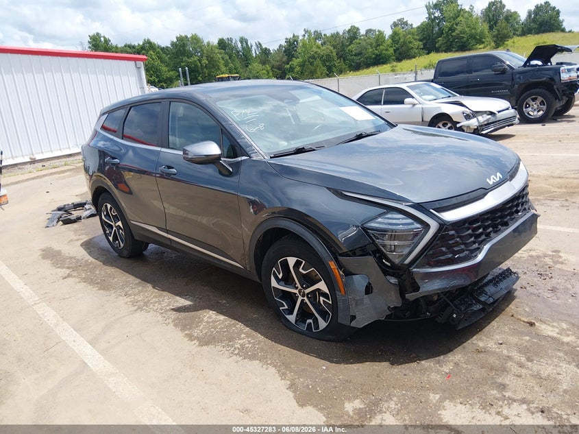 2024 Kia Sportage VIN 5XYK33DF5RG229846 — IAAI salvage auction photo