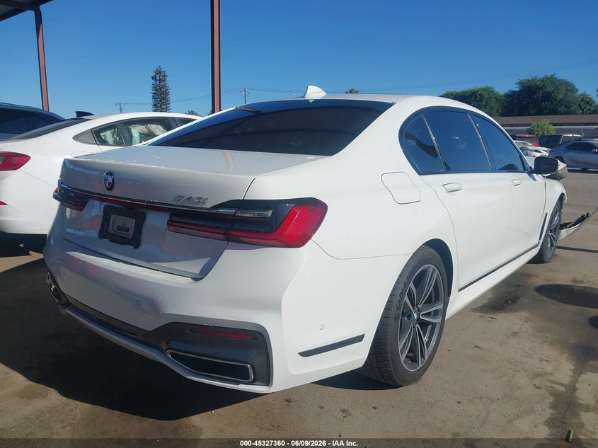 2021 BMW 7er VIN WBA7T2C06MCE94947 IAAI salvage auction — FRONT END, Salvage Title, sold $10,000 on 2026-07-28 (photo 4)