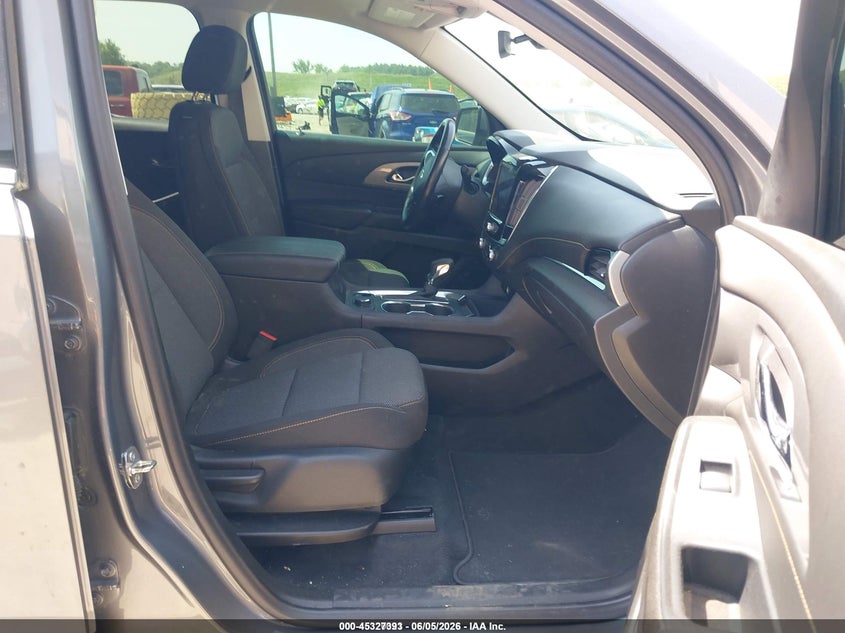 2021 Chevrolet Traverse VIN 1GNEVGKW1MJ189671 IAAI salvage auction — NORMAL WEAR, Sf97 (New Hampshire), sold $15,100 on 2026-07-23 (photo 5)