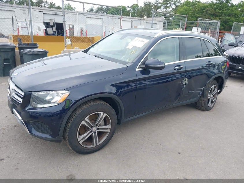 2017 Mercedes-benz Glc VIN WDC0G4KB8HF198010 IAAI salvage auction — LEFT SIDE, Salvage Title, sold $8,875 on 2026-07-25 (photo 2)
