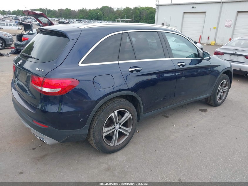 2017 Mercedes-benz Glc VIN WDC0G4KB8HF198010 IAAI salvage auction — LEFT SIDE, Salvage Title, sold $8,875 on 2026-07-25 (photo 4)