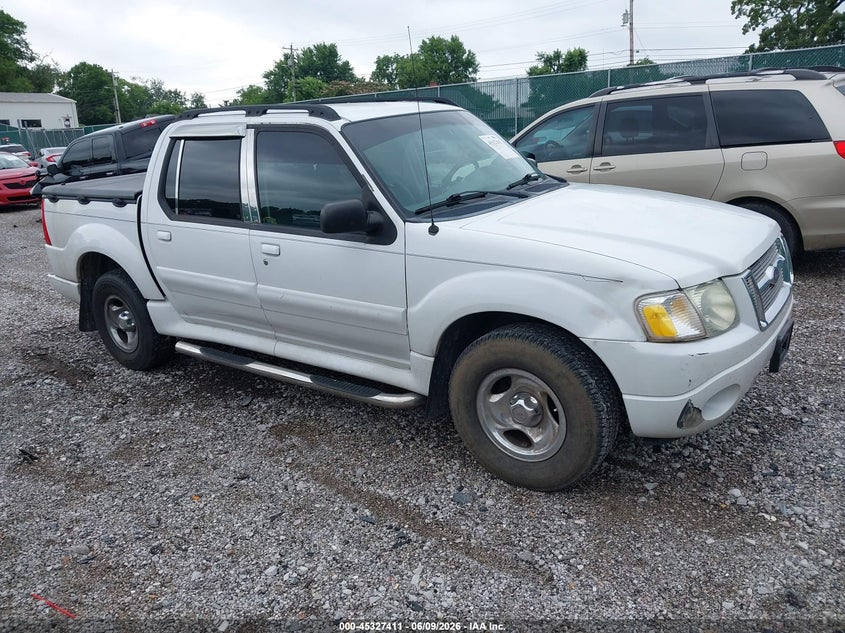 2004 Ford Explorer sport trac VIN 1FMZU67K24UA96620 IAAI salvage auction — LEFT SIDE, Salvage (Kentucky), sold $600 on 2026-07-08 (photo 1)