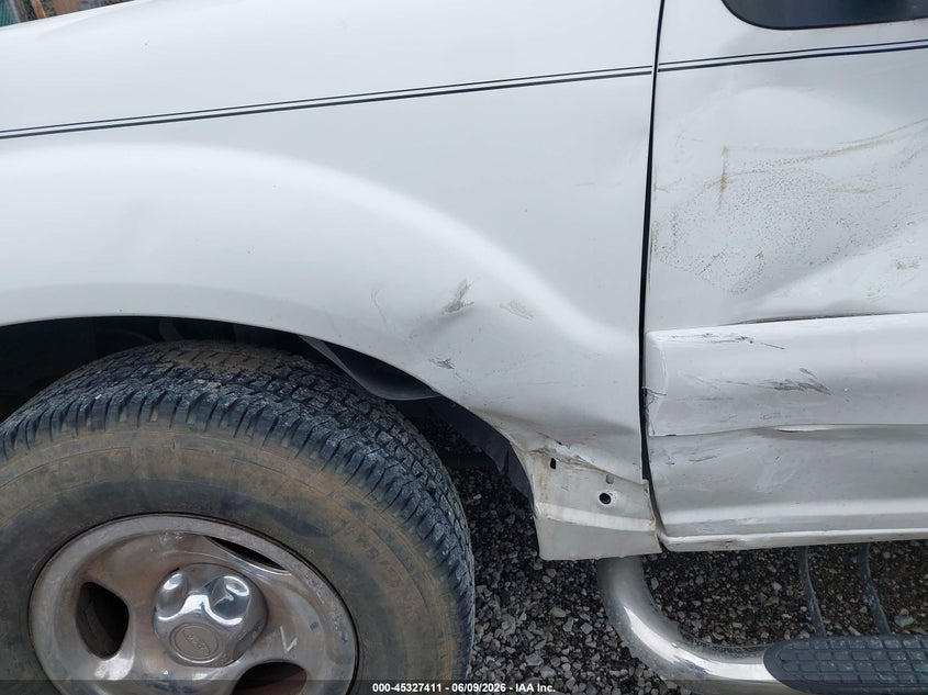 2004 Ford Explorer sport trac VIN 1FMZU67K24UA96620 IAAI salvage auction — LEFT SIDE, Salvage (Kentucky), sold $600 on 2026-07-08 (photo 6)