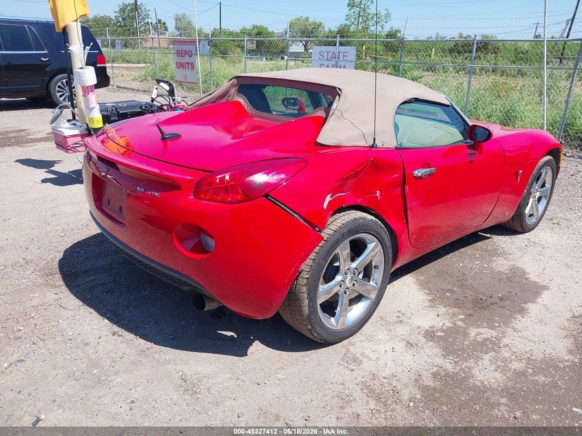 2007 Pontiac Solstice VIN 1G2MB35B07Y128942 IAAI salvage auction — REAR END, Original (Texas), sold $925 on 2026-09-05 (photo 4)