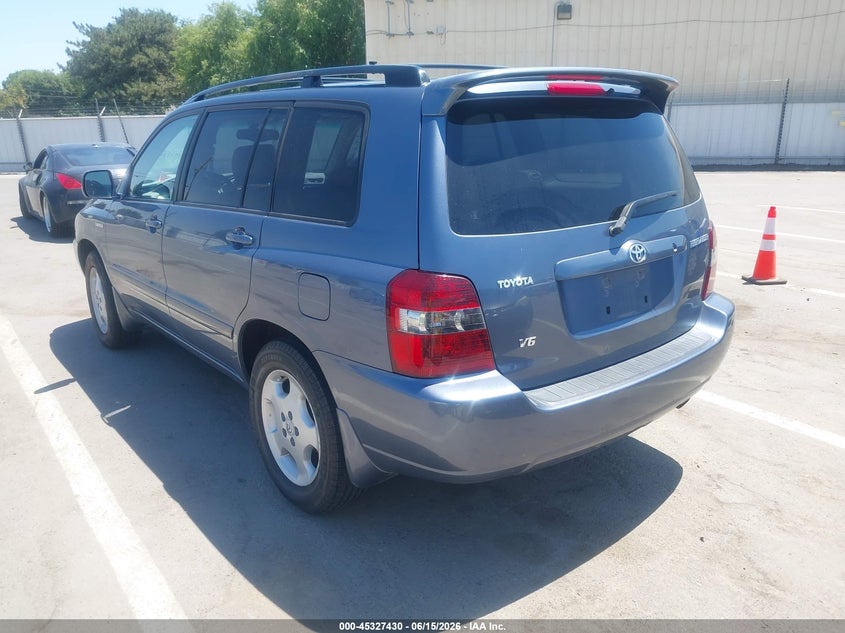 2004 Toyota Highlander VIN JTEDP21A440015750 IAAI salvage auction — NORMAL WEAR, Clear - Dealer Only (California), sold $2,650 on 2026-07-28 (photo 3)