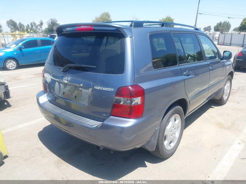 2004 Toyota Highlander VIN JTEDP21A440015750 IAAI salvage auction — NORMAL WEAR, Clear - Dealer Only (California), sold $2,650 on 2026-07-28 (photo 4)