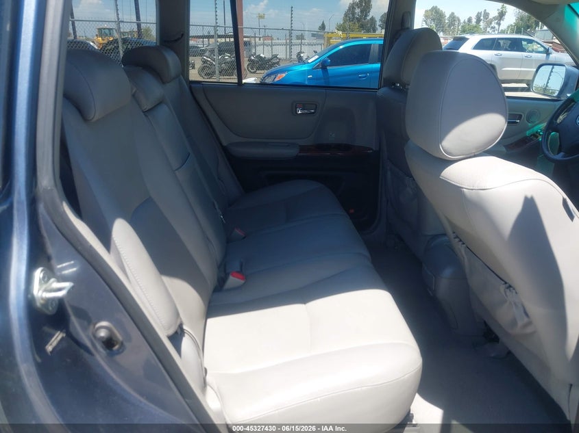 2004 Toyota Highlander VIN JTEDP21A440015750 IAAI salvage auction — NORMAL WEAR, Clear - Dealer Only (California), sold $2,650 on 2026-07-28 (photo 8)