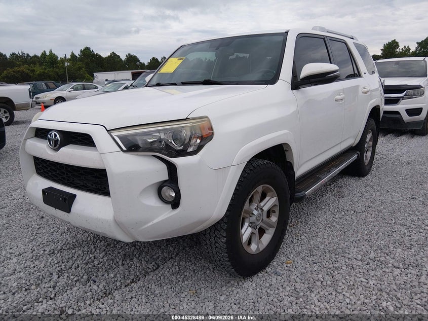 2016 Toyota 4runner VIN JTEBU5JR2G5388493 IAAI salvage auction — REAR END, Salvage (Alabama), sold $11,400 on 2026-08-02 (photo 2)
