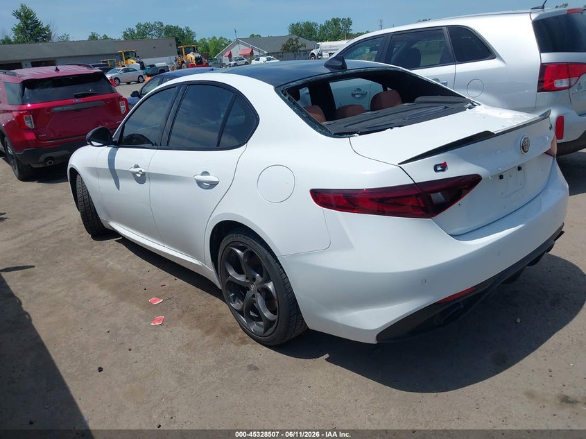 2021 Alfa romeo Giulia VIN ZARFANBN2M7643787 IAAI salvage auction — HAIL, Salvage (Ohio), sold $11,200 on 2026-07-28 (photo 3)