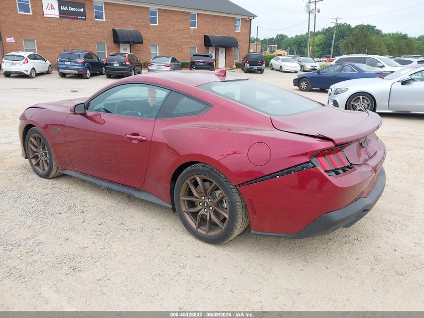 2025 Ford Mustang VIN 1FA6P8CF2S5410962 IAAI salvage auction — FRONT & REAR, Salvage (North Carolina), sold $18,600 on 2026-07-31 (photo 3)