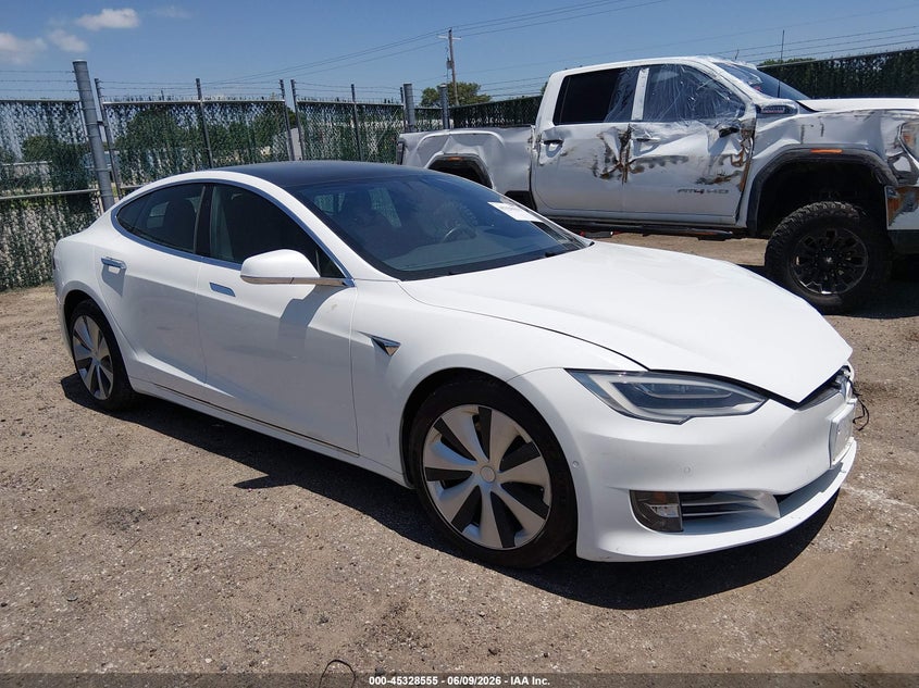 2021 Tesla Model s VIN 5YJSA1E22MF419187 IAAI salvage auction — LEFT FRONT, Salvage Title, sold $9,100 on 2026-07-30 (photo 1)