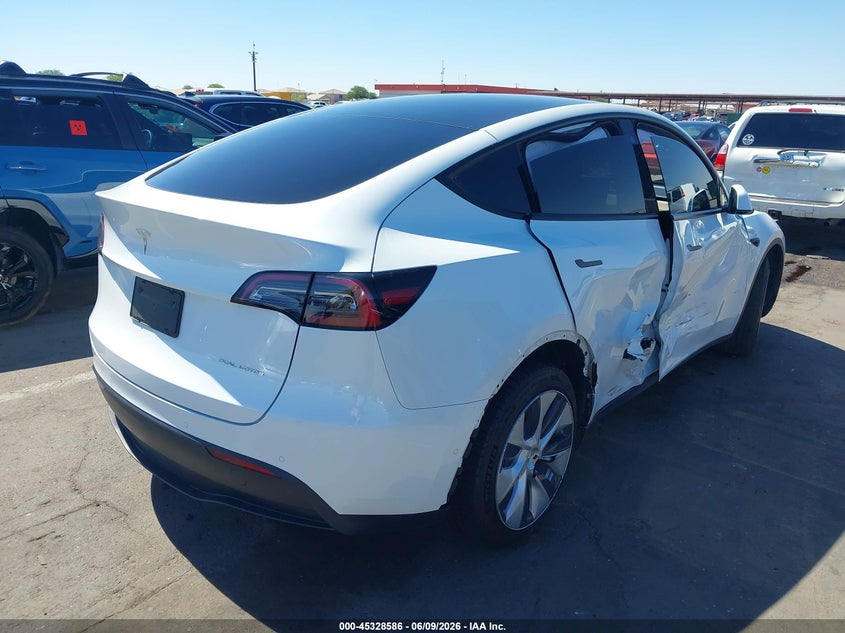 2022 Tesla Model y VIN 7SAYGDEE8NF449299 IAAI salvage auction — RIGHT SIDE, Salvage (Arizona), sold $6,100 on 2026-07-28 (photo 4)