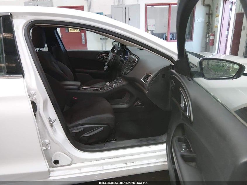 2015 Chrysler 200 VIN 1C3CCCAB1FN702026 IAAI salvage auction — FRONT END, Salvage (Idaho), sold $1,100 on 2026-07-10 (photo 5)