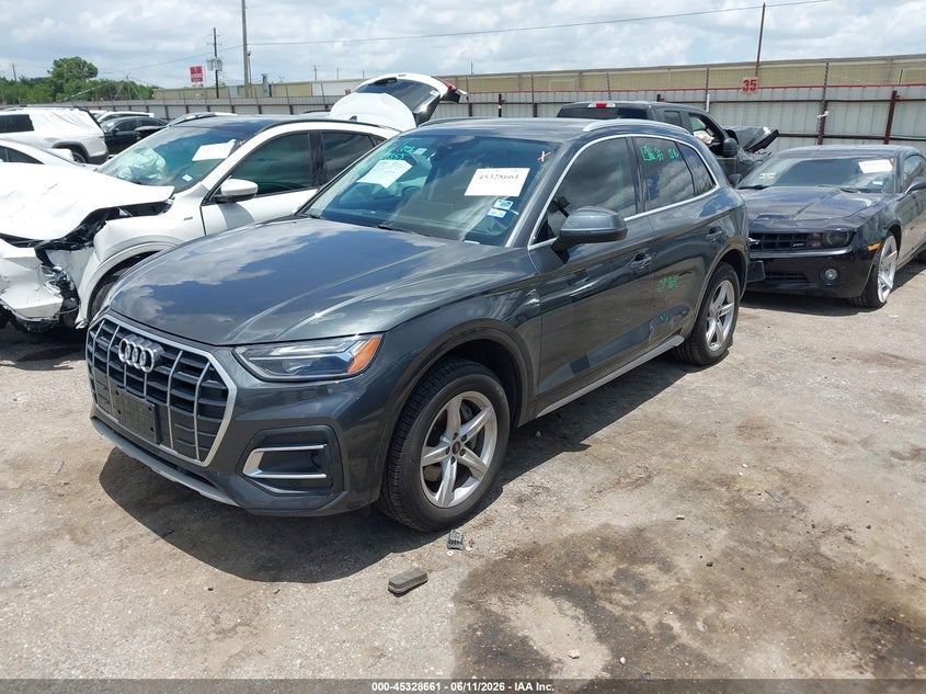 2021 Audi Q5 VIN WA1AAAFY1M2062855 IAAI salvage auction — RIGHT REAR, Salvage Title, sold $9,700 on 2026-08-21 (photo 2)