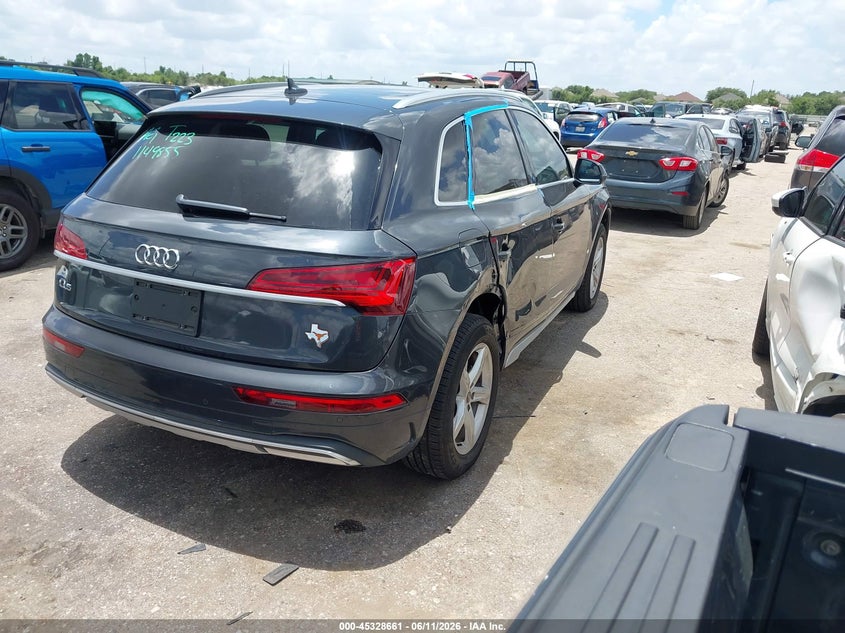 2021 Audi Q5 VIN WA1AAAFY1M2062855 IAAI salvage auction — RIGHT REAR, Salvage Title, sold $9,700 on 2026-08-21 (photo 4)
