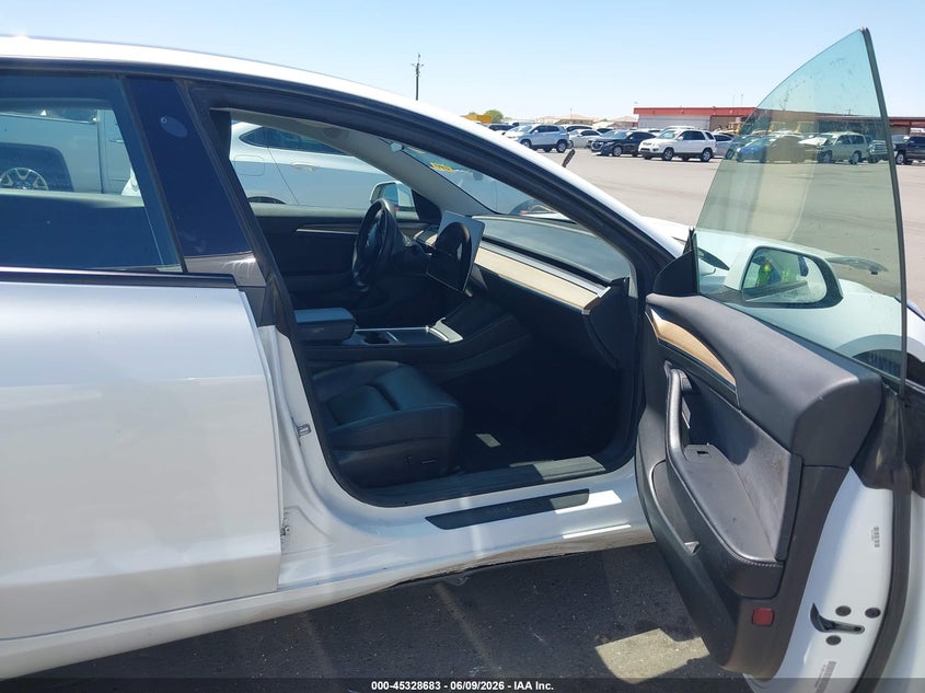 2023 Tesla Model 3 VIN 5YJ3E1EA5PF448302 IAAI salvage auction — LEFT FRONT, Salvage Title, sold $7,075 on 2026-07-14 (photo 5)