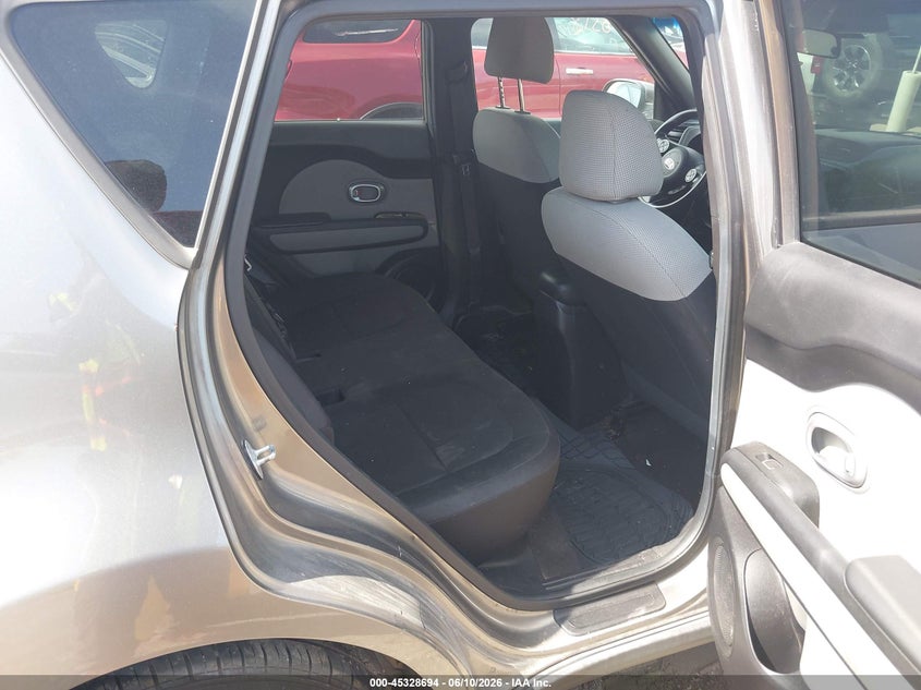 2017 Kia Soul VIN KNDJN2A26H7495809 IAAI salvage auction — NORMAL WEAR, Regular Certificate (Iowa), sold $500 on 2026-07-29 (photo 8)