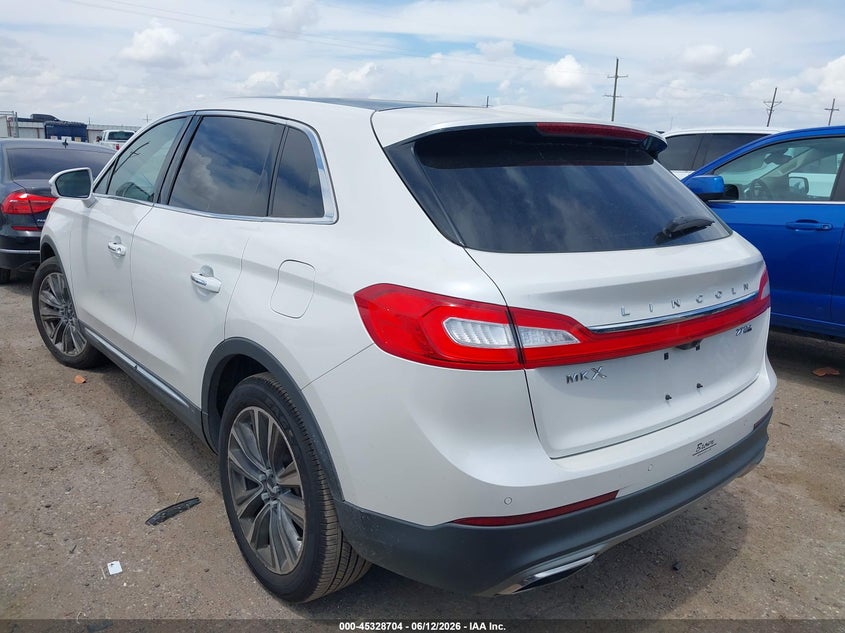 2016 Lincoln Mkx VIN 2LMTJ8LP7GBL45598 IAAI salvage auction — RIGHT FRONT, Salvage Title, sold $1,700 on 2026-07-29 (photo 3)