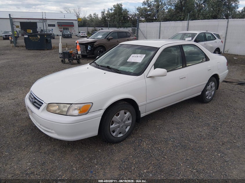 2000 Toyota Camry VIN JT2BG22K7Y0452241 IAAI salvage auction — REAR END, Clear (Montana), sold $250 on 2026-07-29 (photo 2)