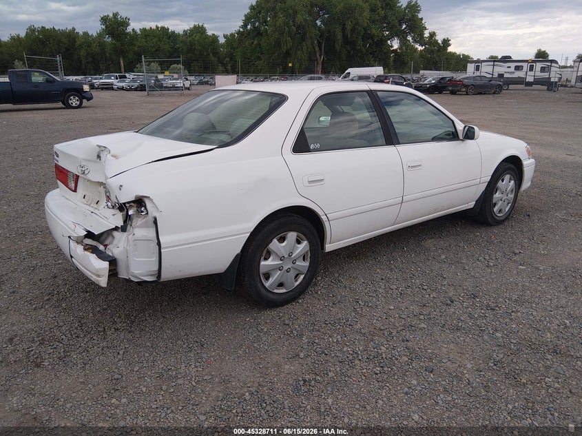 2000 Toyota Camry VIN JT2BG22K7Y0452241 IAAI salvage auction — REAR END, Clear (Montana), sold $250 on 2026-07-29 (photo 4)