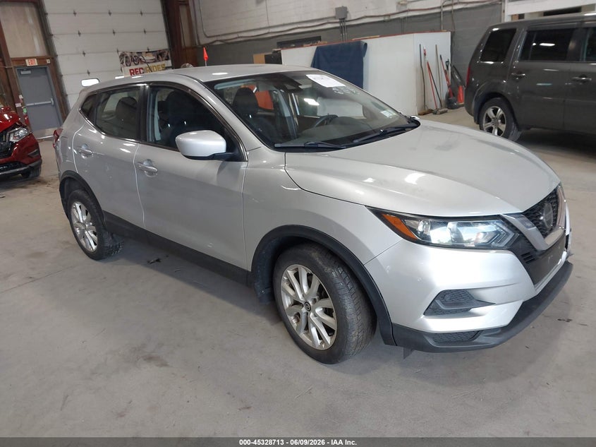 2020 Nissan Rogue VIN JN1BJ1CWXLW648560 IAAI salvage auction — LEFT SIDE, Salvage Title, sold $1,100 on 2026-07-15 (photo 1)