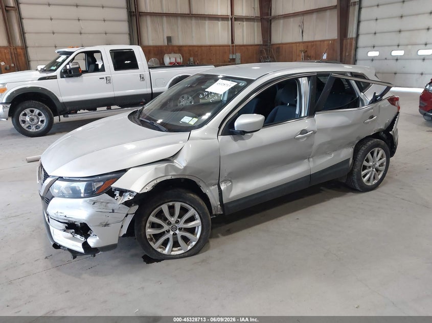 2020 Nissan Rogue VIN JN1BJ1CWXLW648560 IAAI salvage auction — LEFT SIDE, Salvage Title, sold $1,100 on 2026-07-15 (photo 2)