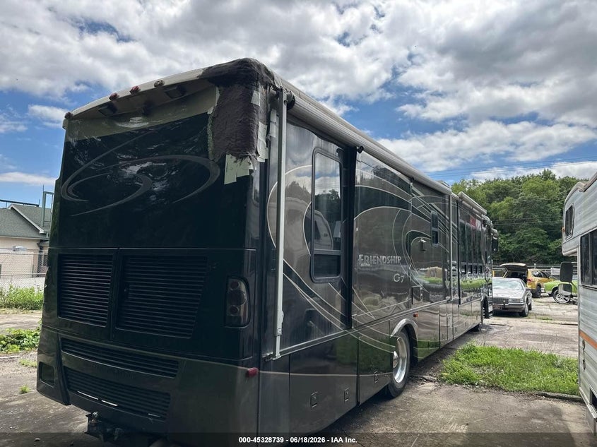 2005 Freightliner Chassis VIN 4UZAAHCY55CU38841 IAAI salvage auction — NORMAL WEAR, Salvage (Iowa), sold $25 on 2026-07-27 (photo 4)